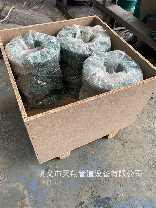 ��ɽ��ˮ�׹�