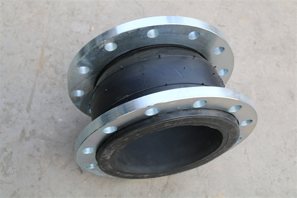 ���z���^��ѭ�hˮ�ܵ����b����